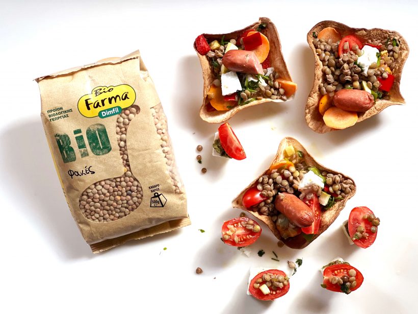 ΖΕΣΤΗ ΣΑΛΑΤΑ ΦΑΚΕΣ ΜΕ ΛΑΧΑΝΙΚΑ & ΠΕΣΤΟ ΜΑΪΝΤΑΝΟΥ ΣΕ ΚΑΛΑΘΑΚΙΑ ΤΡΑΓΑΝΗΣ ΤΟΡΤΙΓΙΑΣ